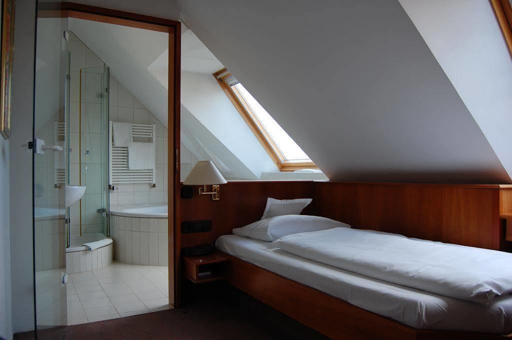 Kubler Stars Hotell Karlsruhe Exteriör bild