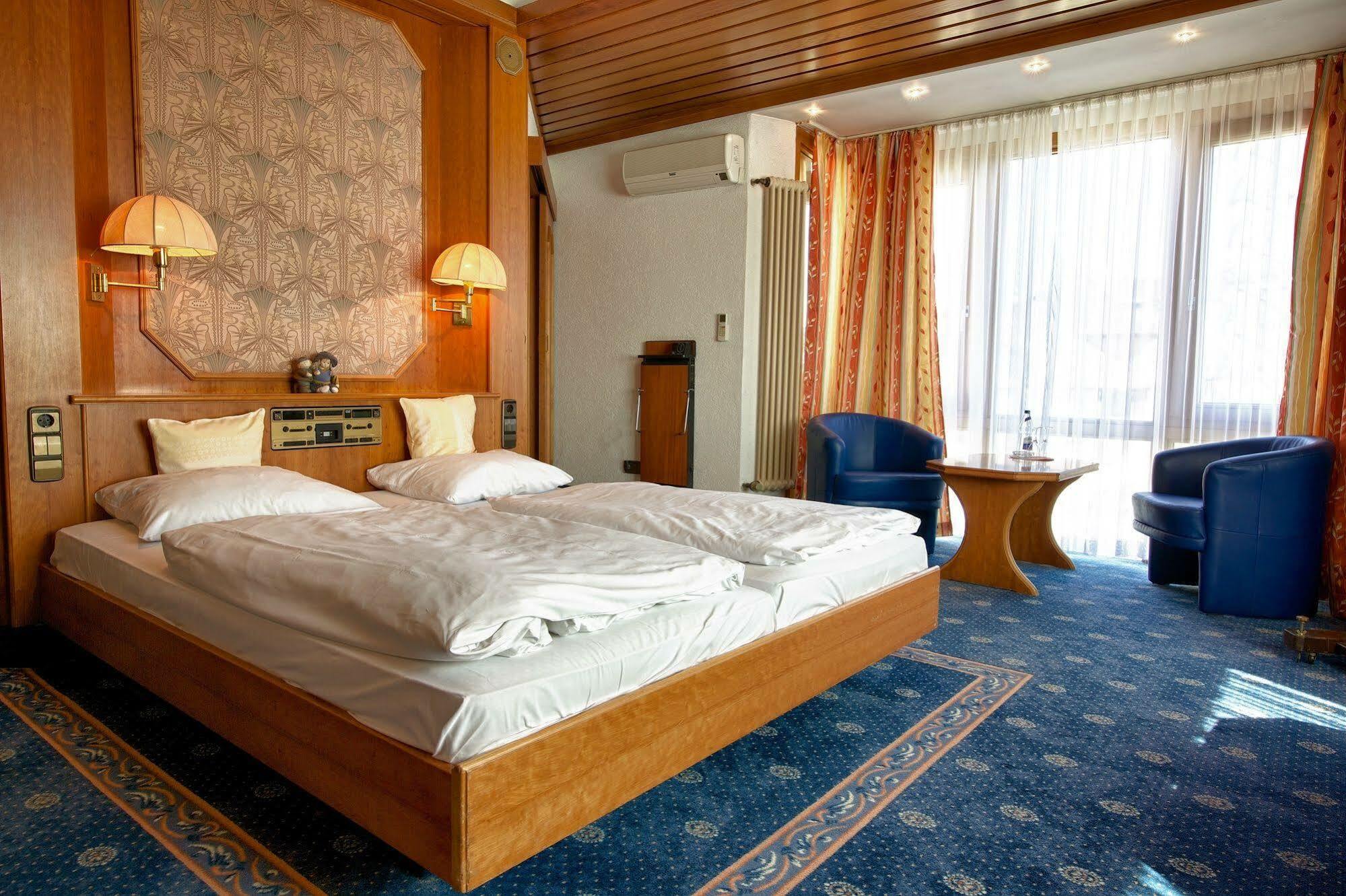 Kubler Stars Hotell Karlsruhe Exteriör bild